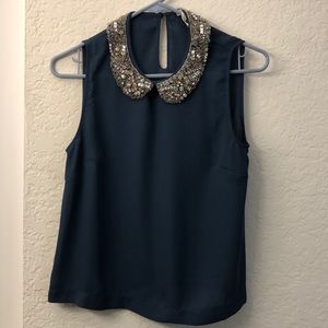 Soprano - Sleeveless blouse with bedazzled collar